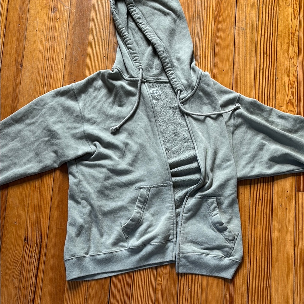 Hollister Women’s Green Zip Up Hoodie